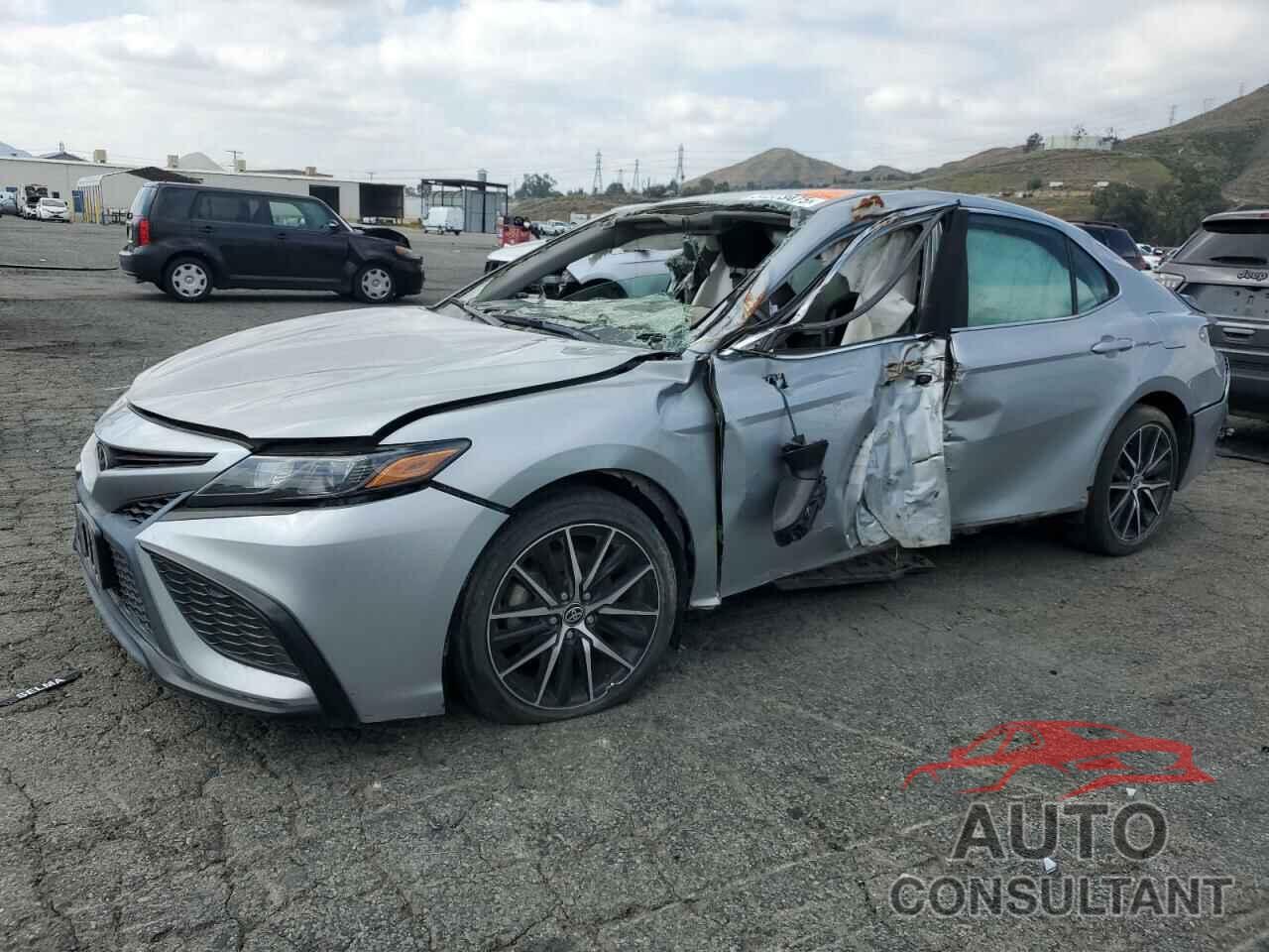 TOYOTA CAMRY 2021 - 4T1G11AK2MU406034