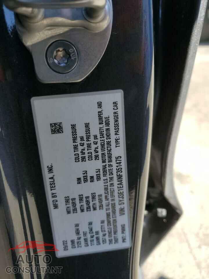 TESLA MODEL 3 2022 - 5YJ3E1EA4NF351475