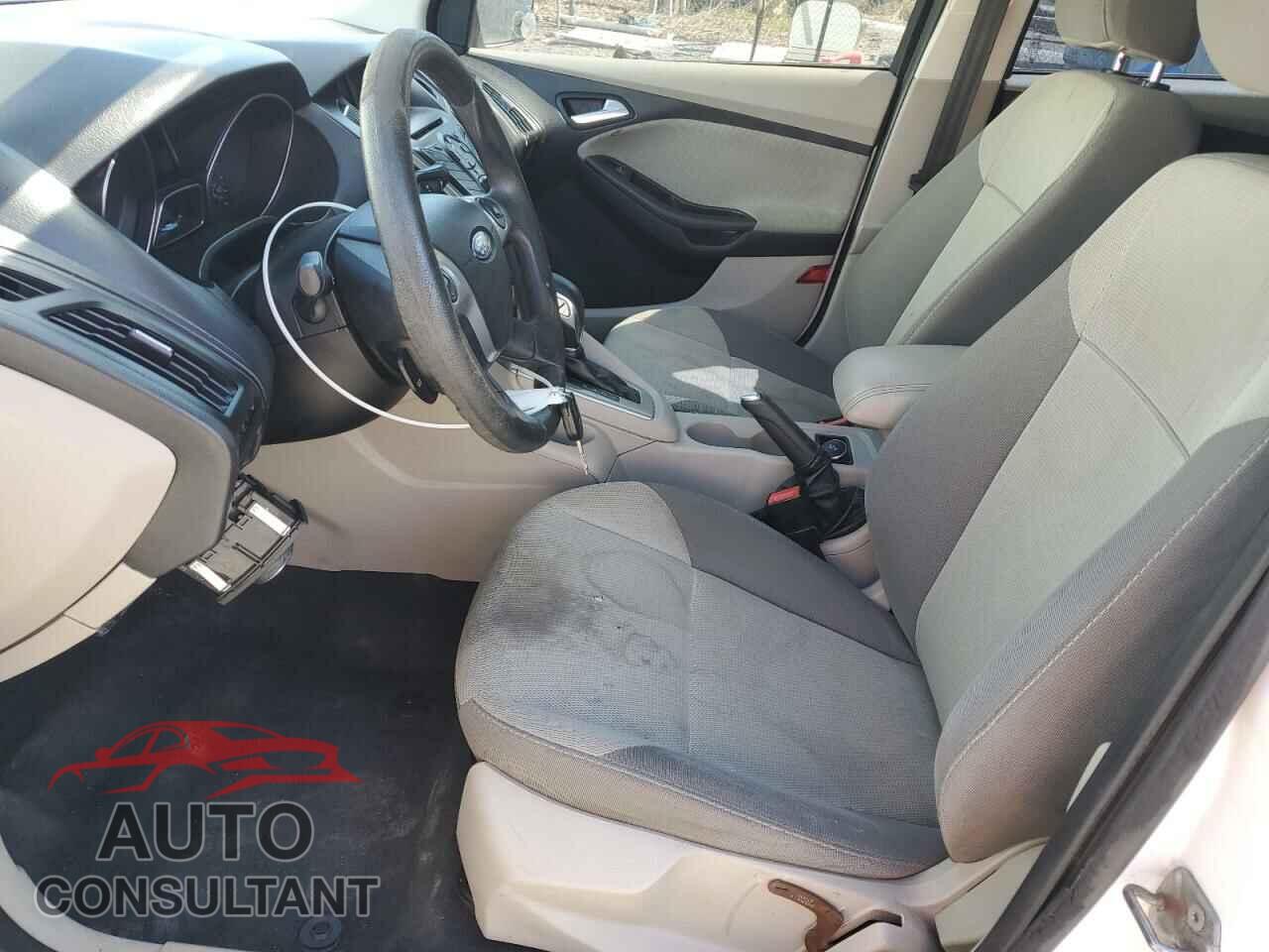 FORD FOCUS 2013 - 1FADP3F24DL128940