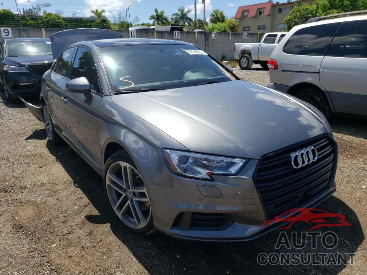 AUDI A3 2020 - WAUAUGFF5LA105447