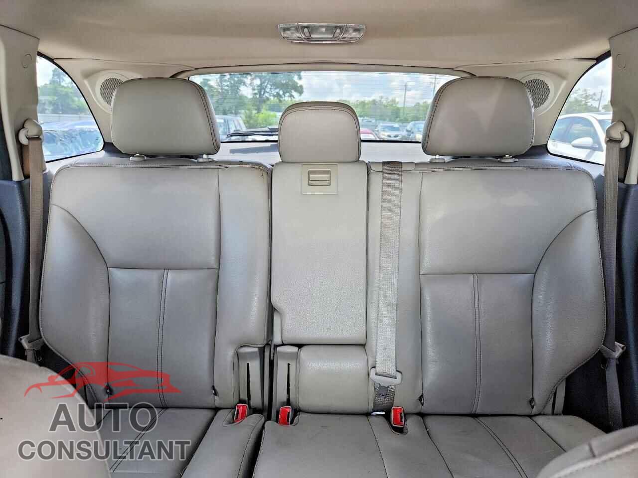 FORD EDGE 2011 - 2FMDK3KC4BBB58567