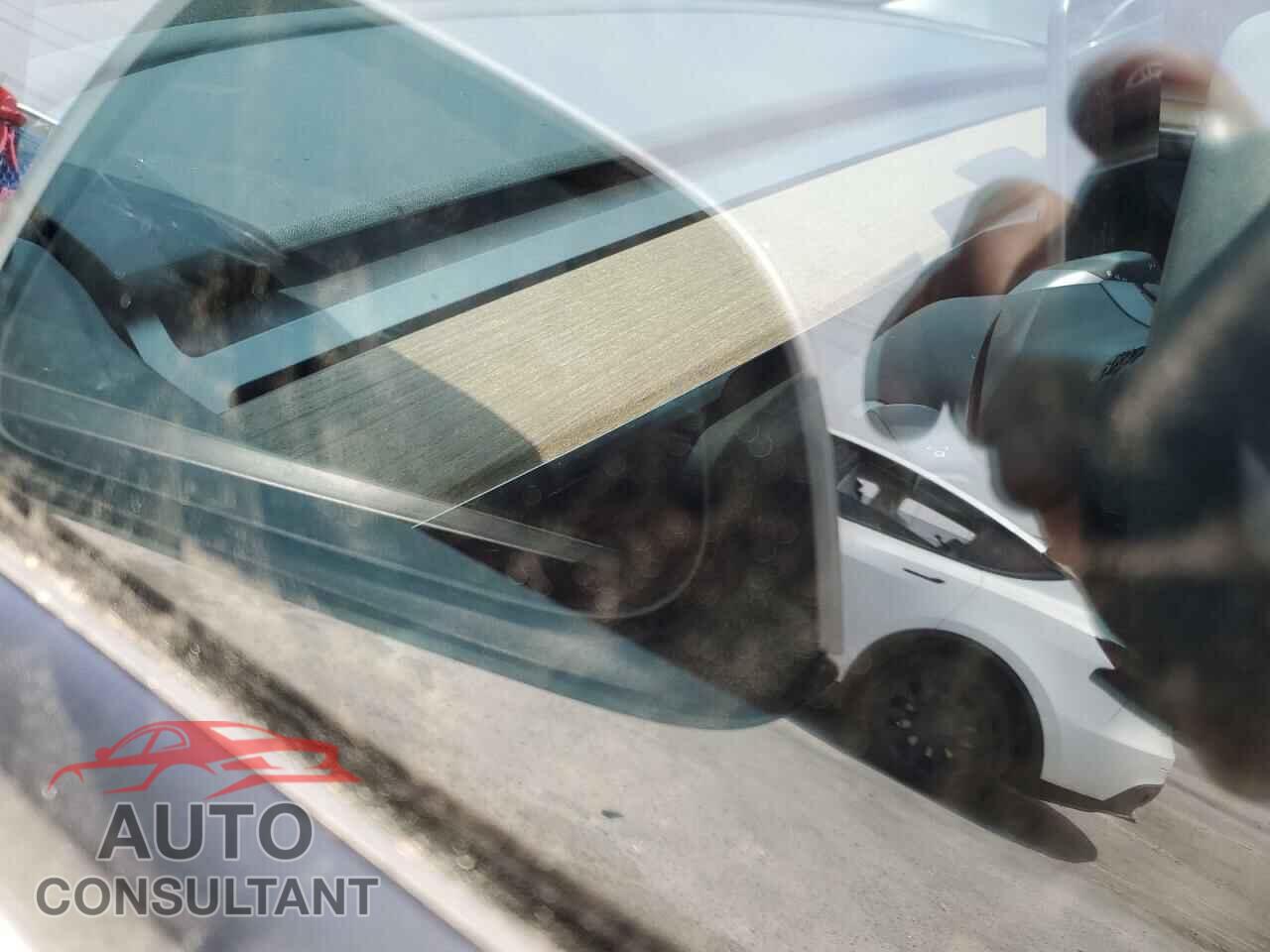 TESLA MODEL 3 2022 - 5YJ3E1EB2NF299806