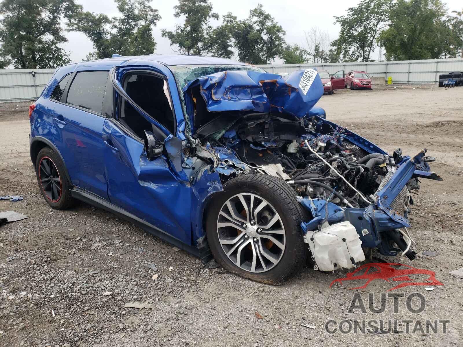 MITSUBISHI OUTLANDER 2018 - JA4AR3AW1JU000866