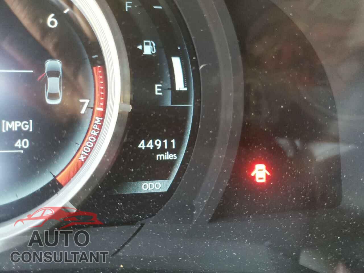 LEXUS IS 2017 - JTHCM1D26H5021645