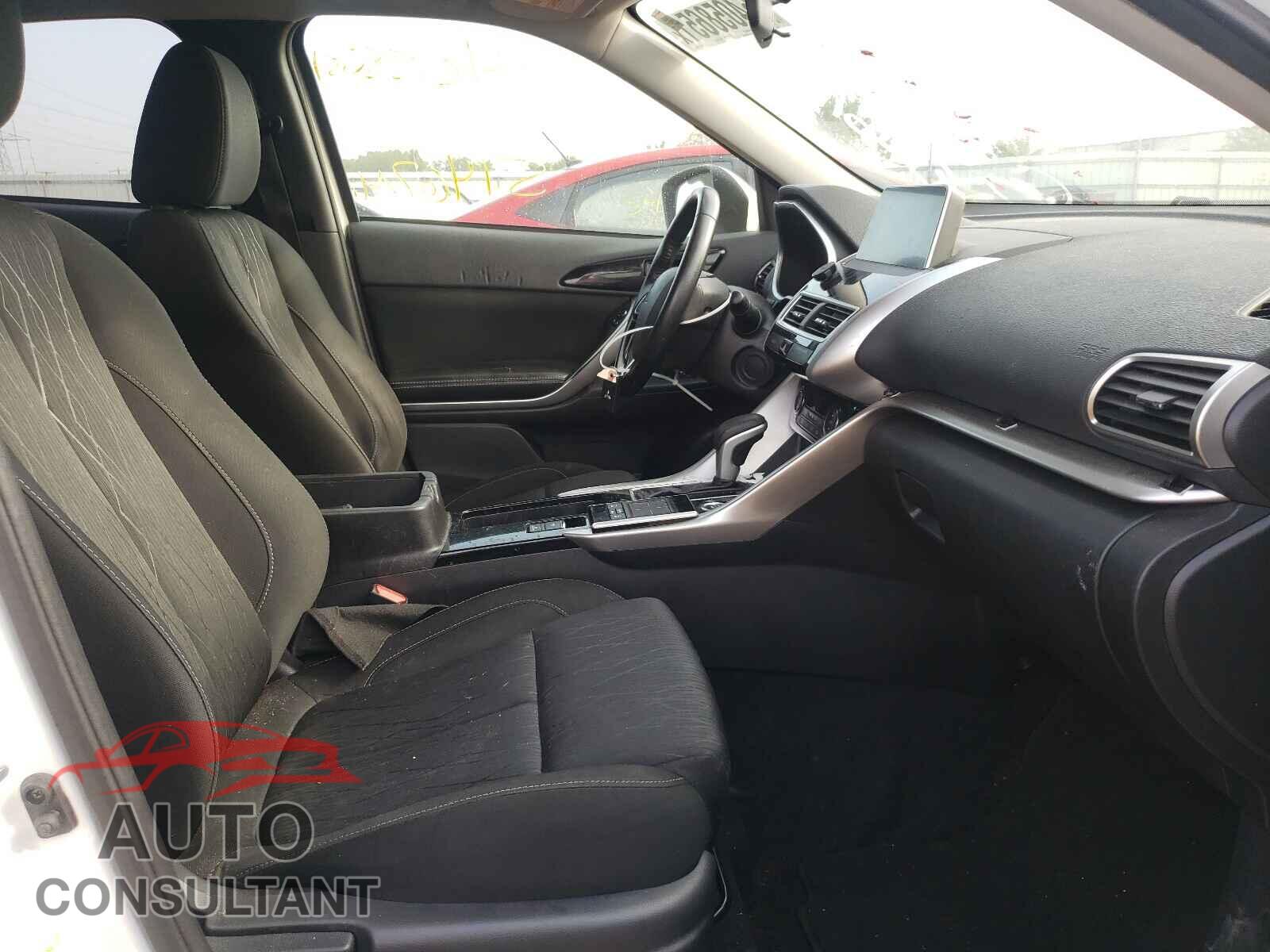 MITSUBISHI ECLIPSE 2018 - JA4AT5AA0JZ051425