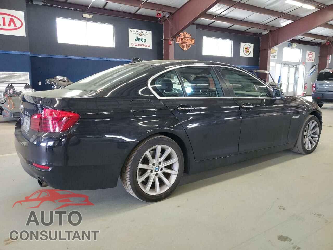 BMW 5 SERIES 2014 - WBA5B3C52ED535286