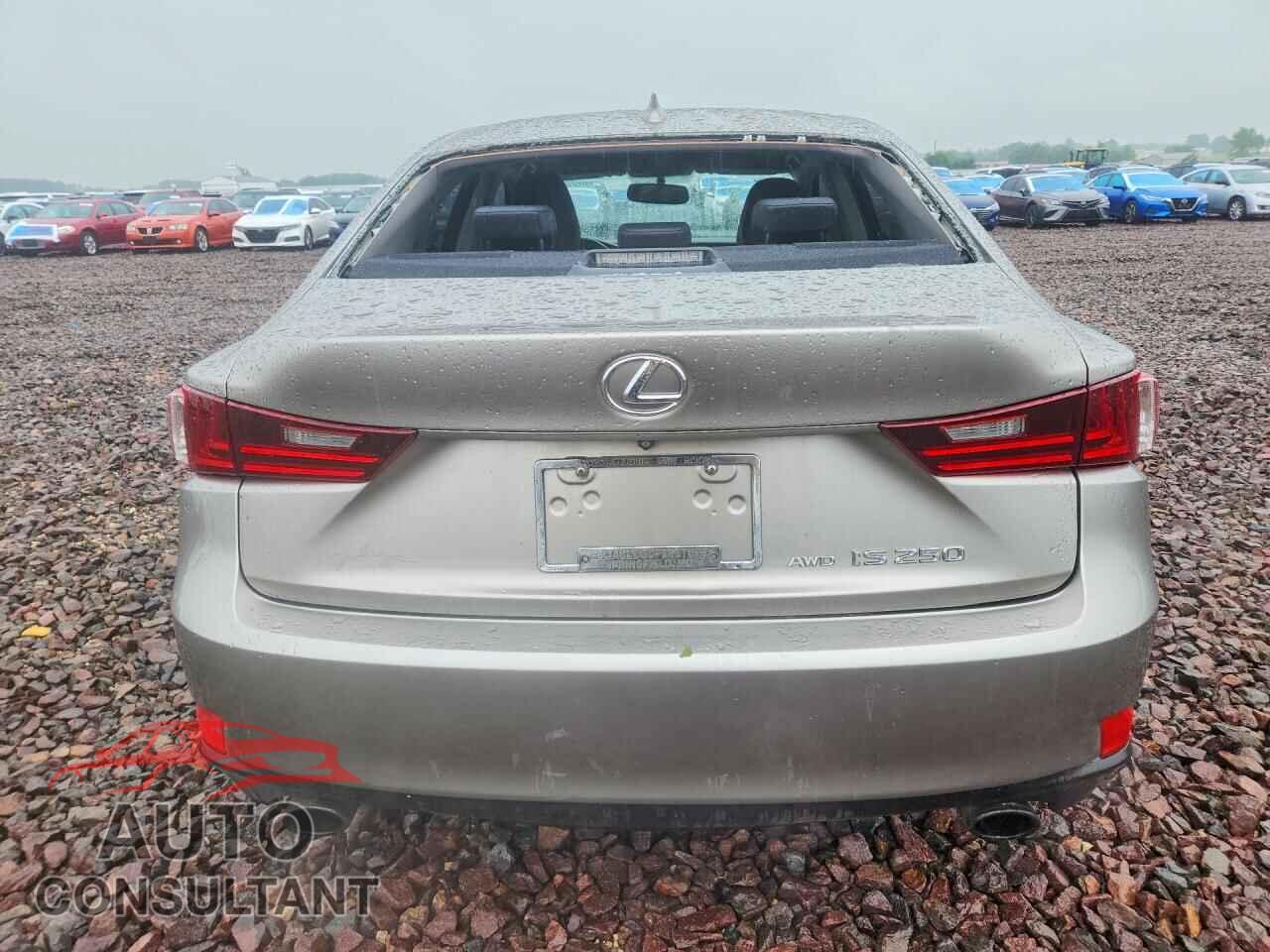 LEXUS IS 2015 - JTHCF1D20F5019199