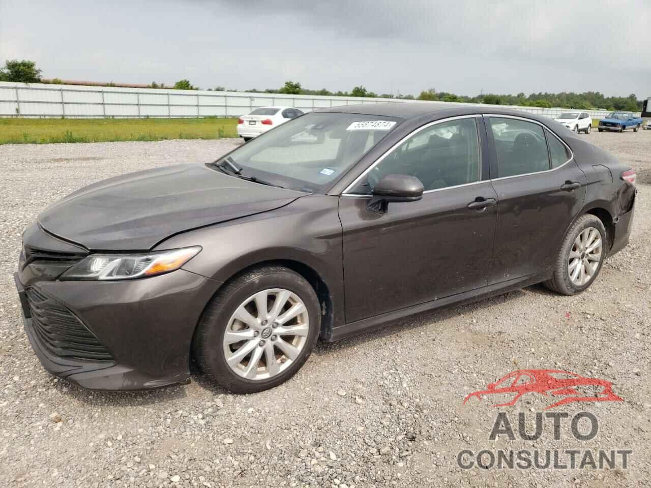 TOYOTA CAMRY 2018 - 4T1B11HK7JU014694