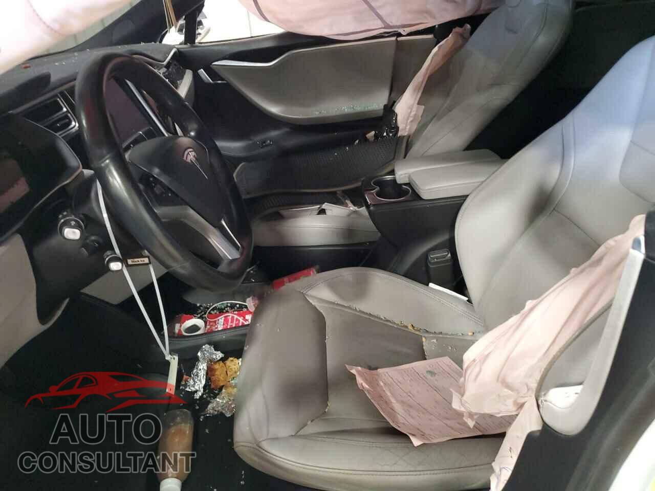 TESLA MODEL S 2015 - 5YJSA1E25FF106153