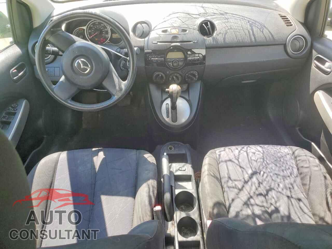 MAZDA 2 2011 - JM1DE1HZ3B0105145