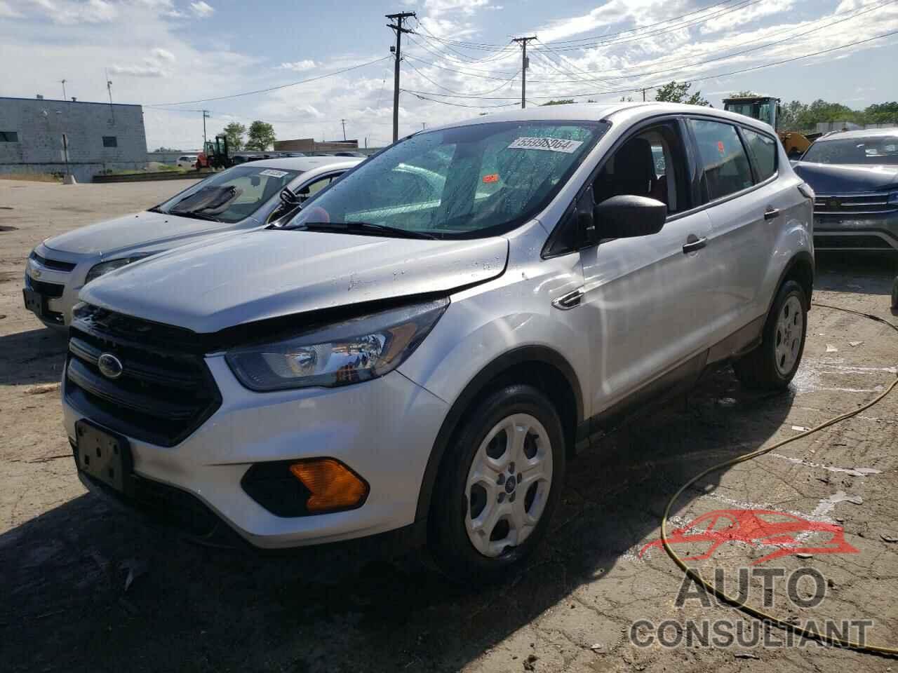 FORD ESCAPE 2018 - 1FMCU0F73JUA61421