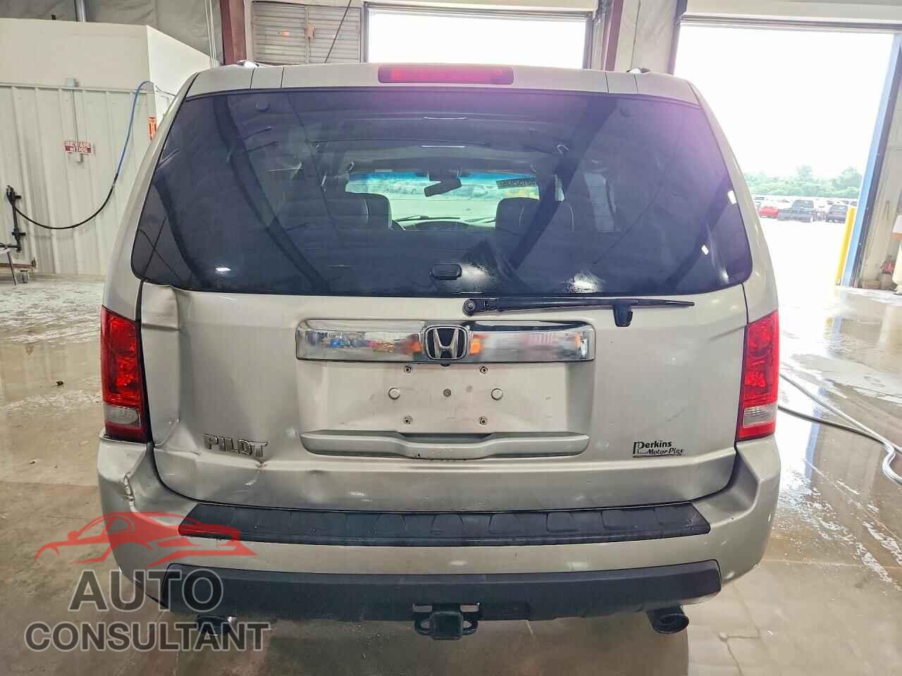 HONDA PILOT 2011 - 5FNYF3H57BB009480