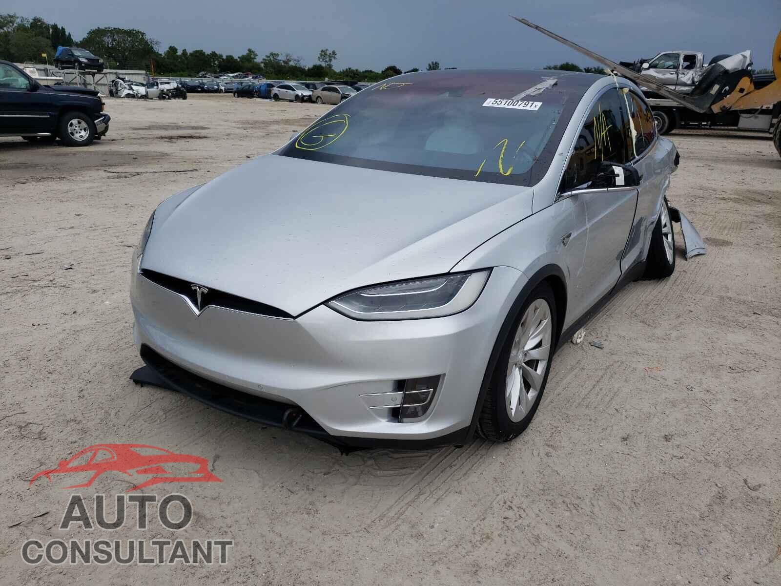 TESLA MODEL X 2016 - 5YJXCBE24GF013258