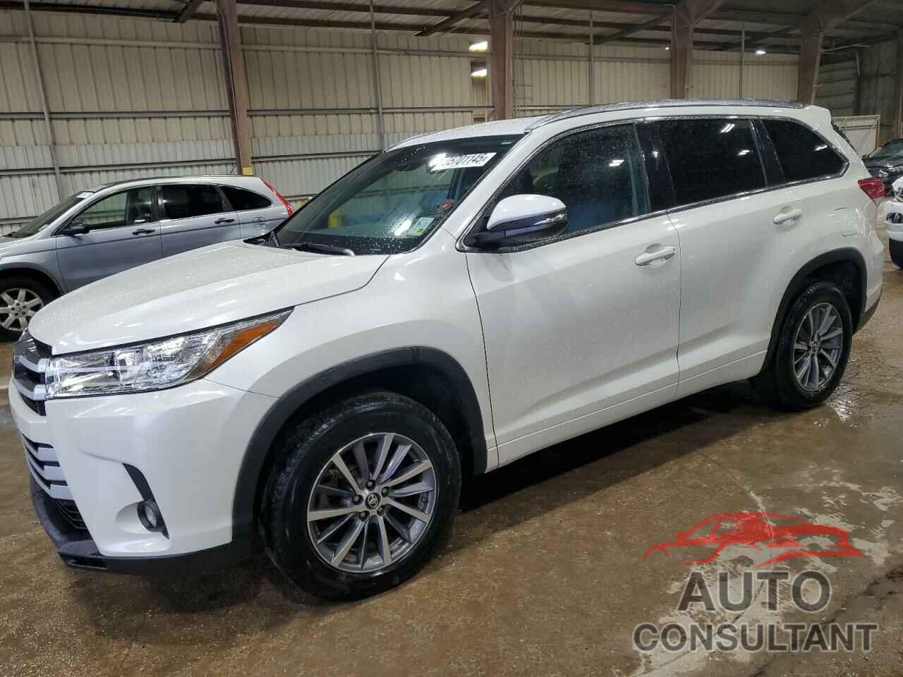 TOYOTA HIGHLANDER 2018 - 5TDKZRFH4JS548355