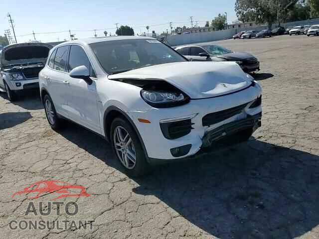 PORSCHE CAYENNE 2015 - WP1AF2A26FLA37302