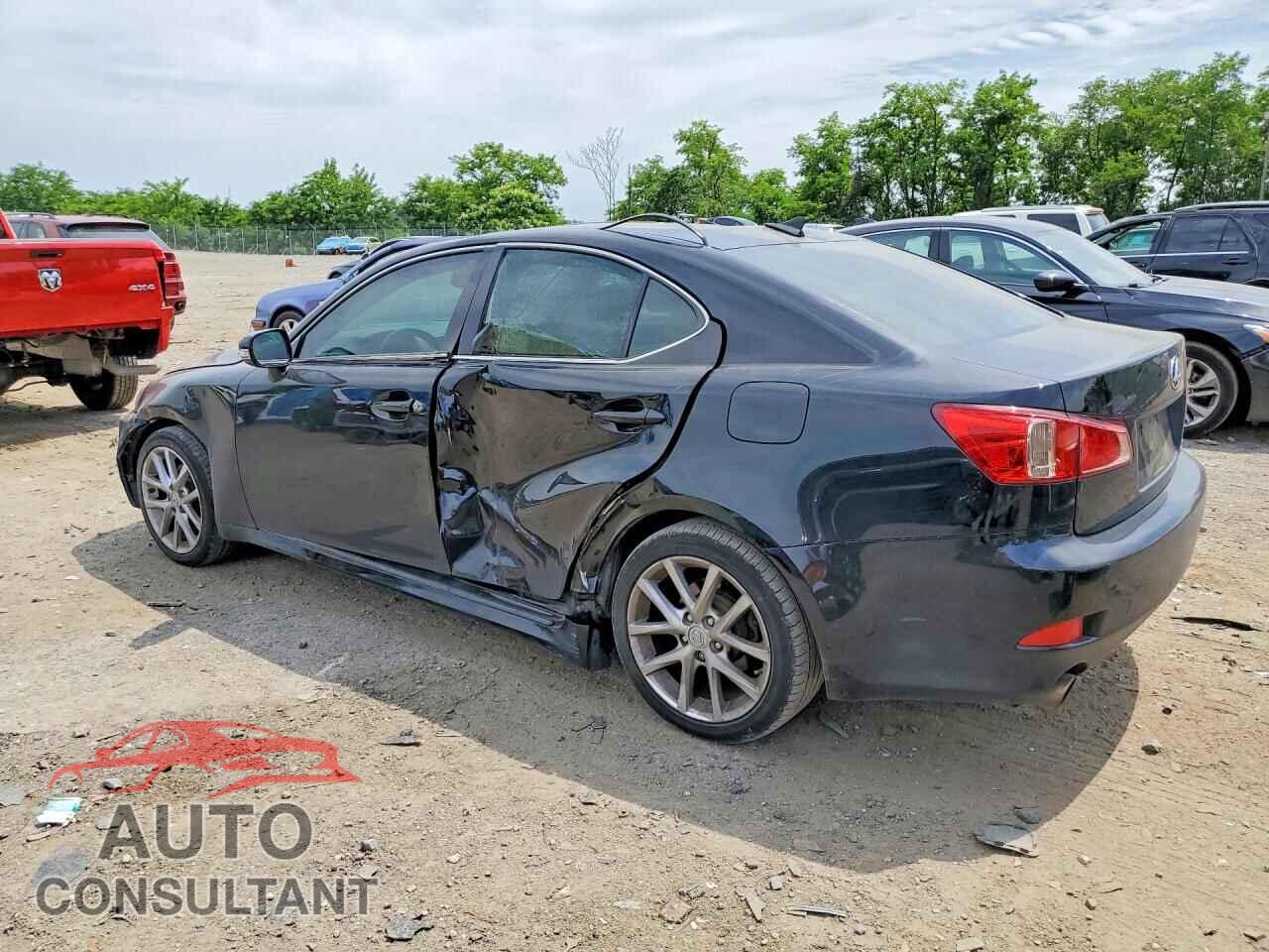 LEXUS IS 2011 - JTHCF5C26B5044868