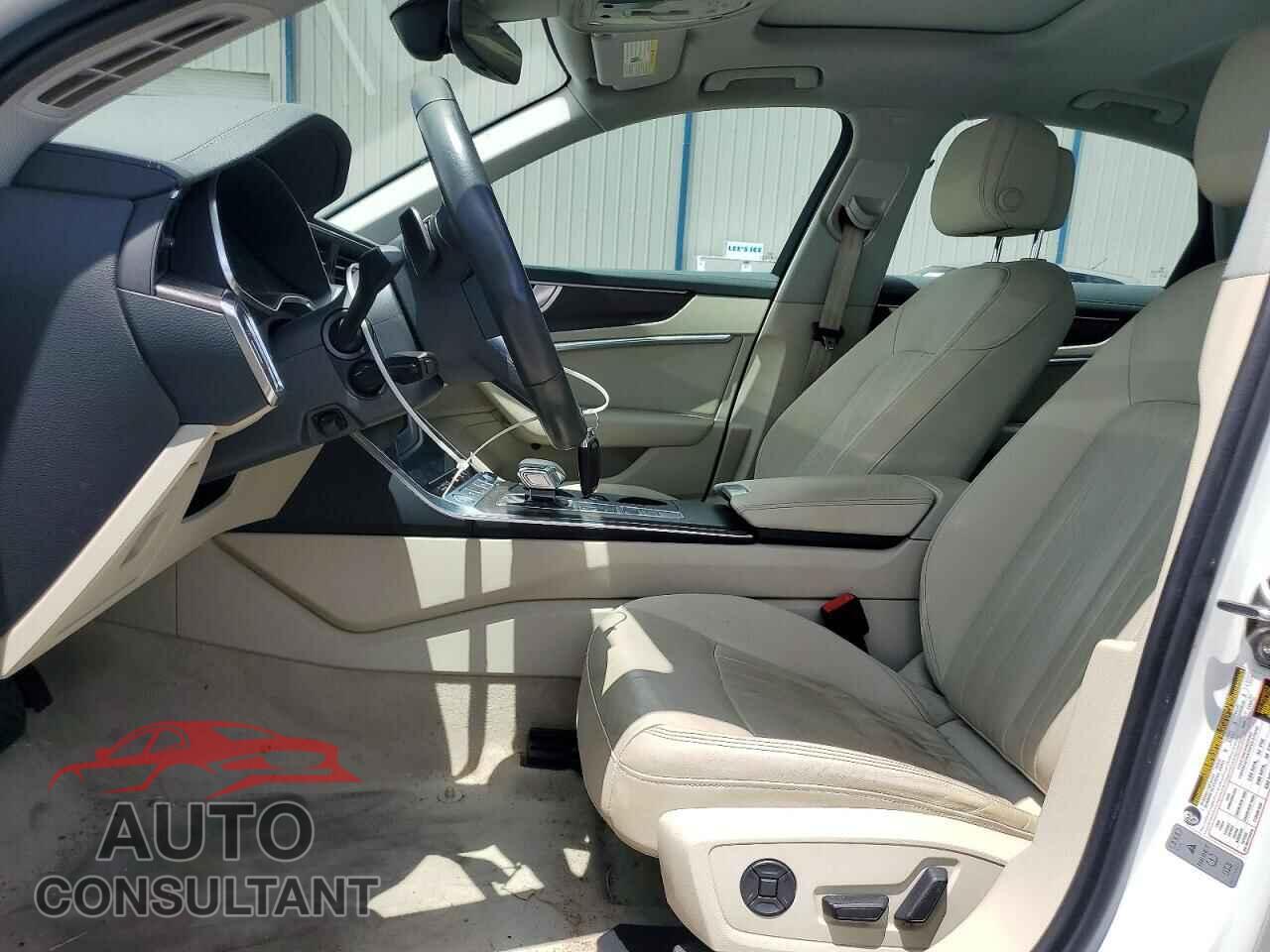 AUDI A6 2019 - WAUD8AF27KN130529