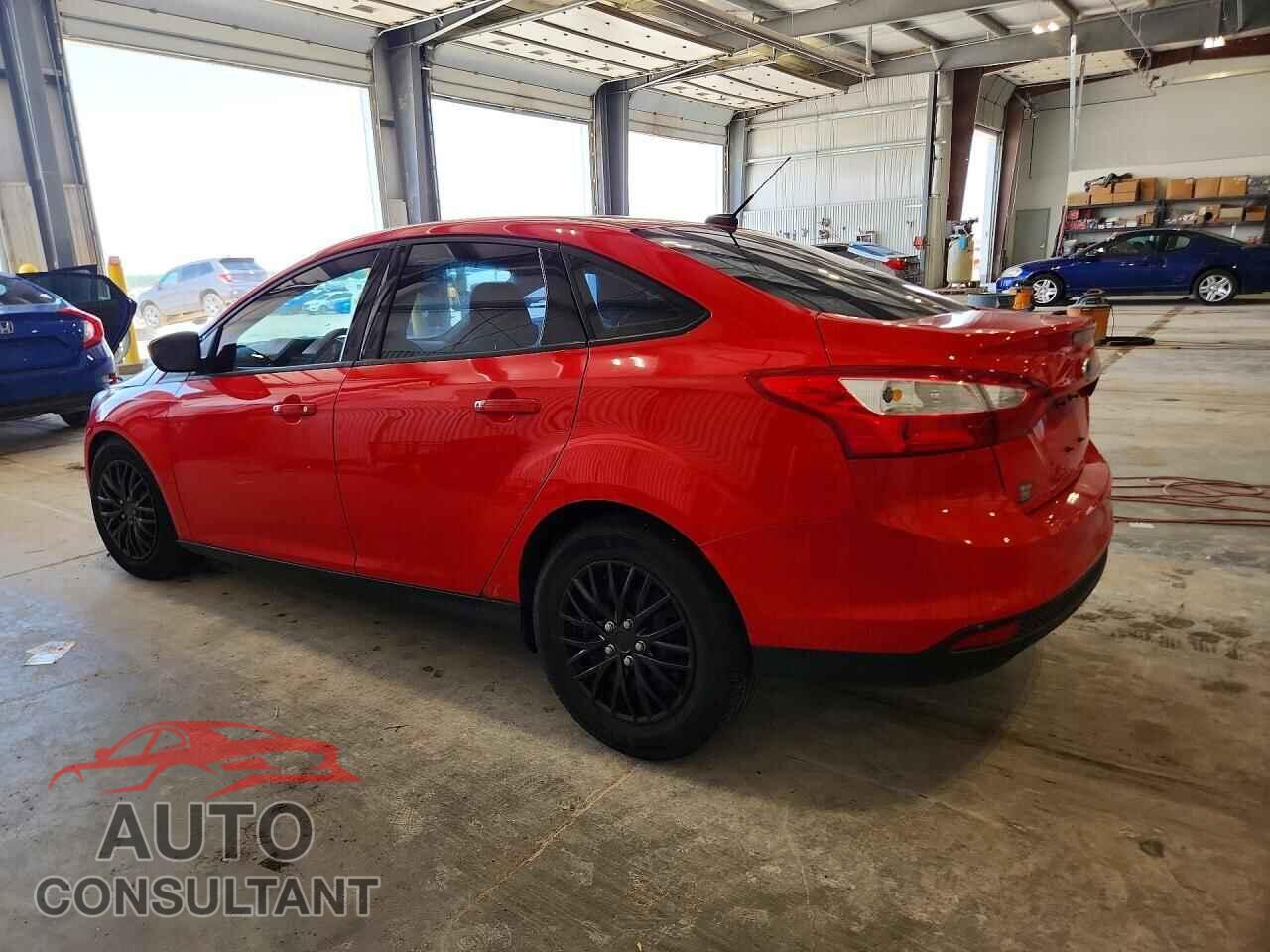 FORD FOCUS 2012 - 1FAHP3F26CL174835