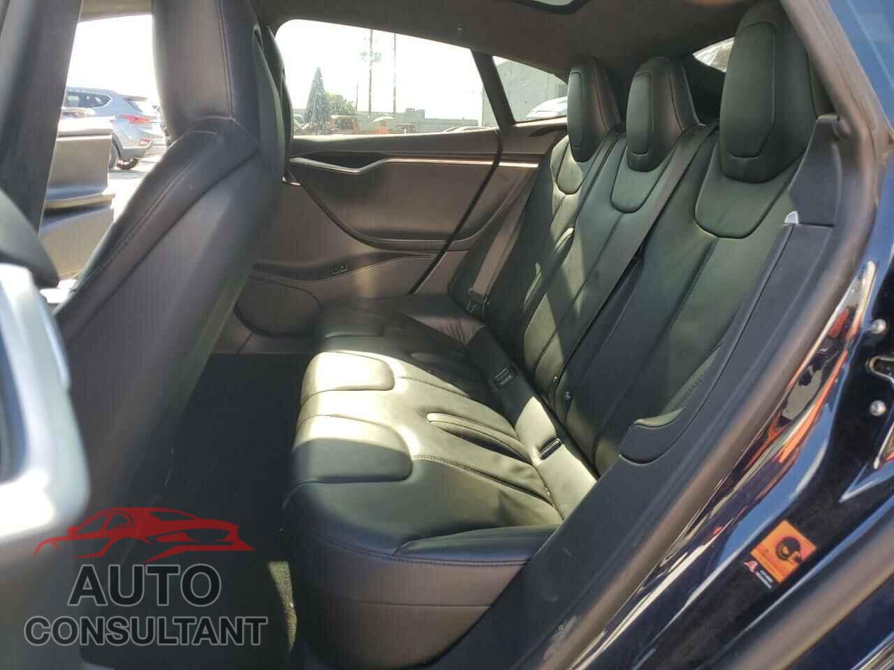 TESLA MODEL S 2015 - 5YJSA1H20FF084302