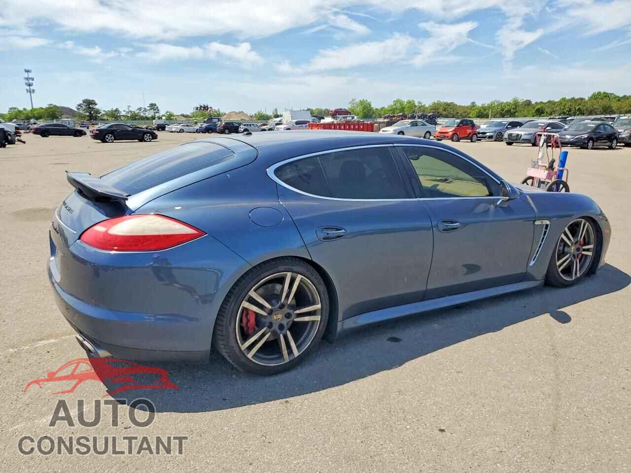 PORSCHE PANAMERA 2011 - WP0AC2A73BL090815