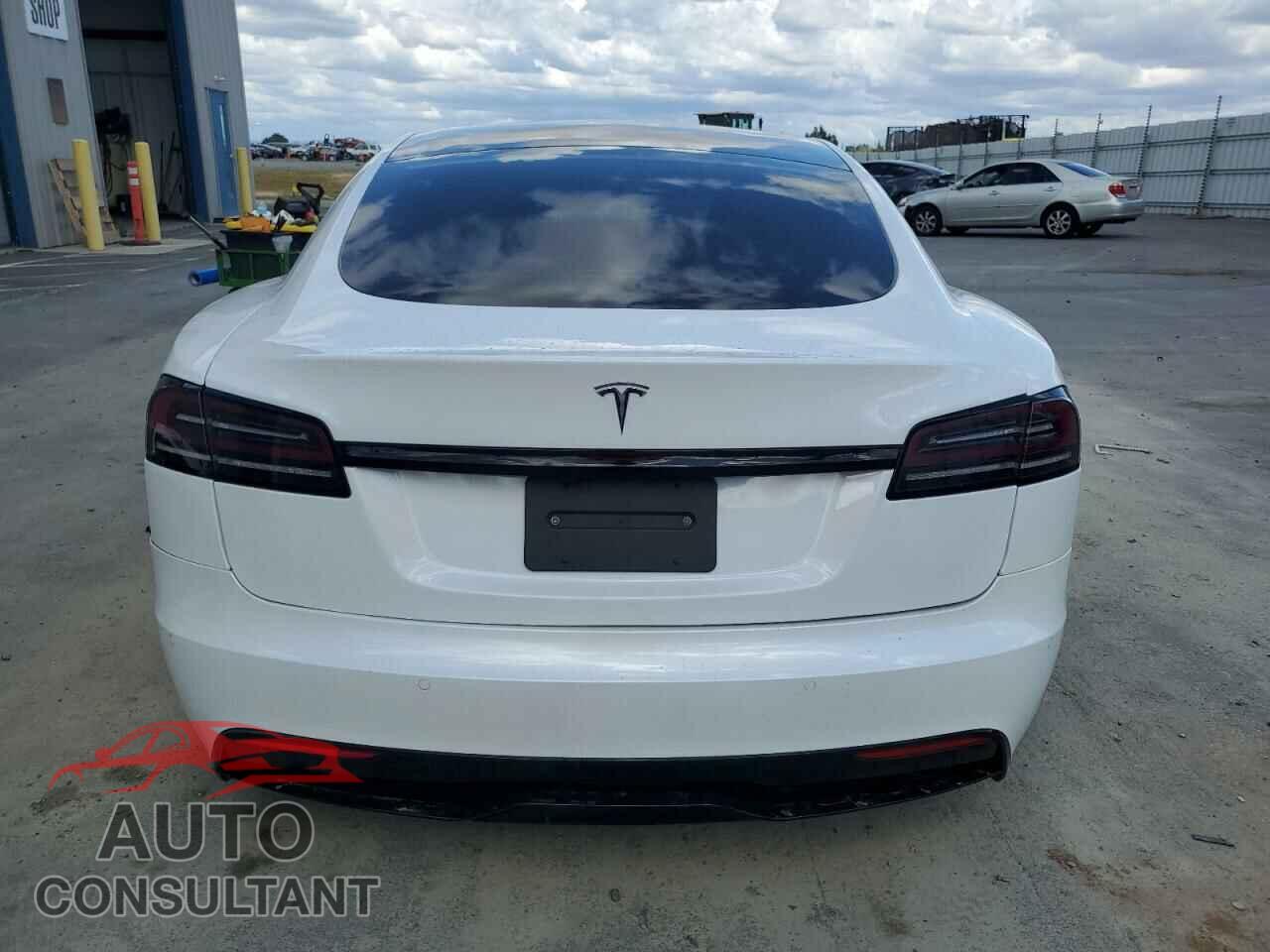 TESLA MODEL S 2022 - 5YJSA1E57NF474679