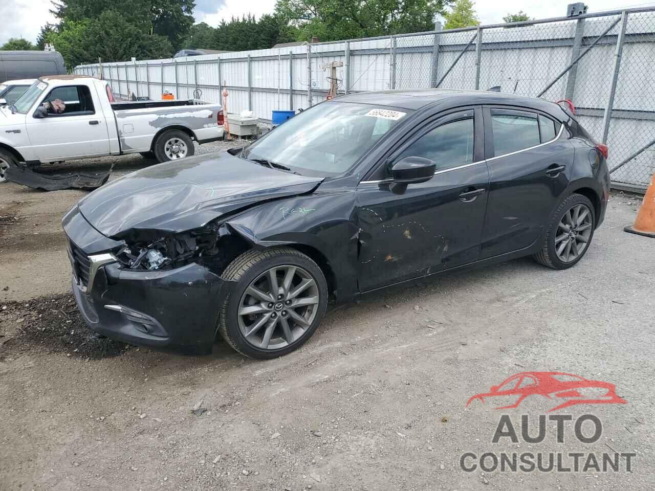 MAZDA 3 2018 - 3MZBN1M34JM262037