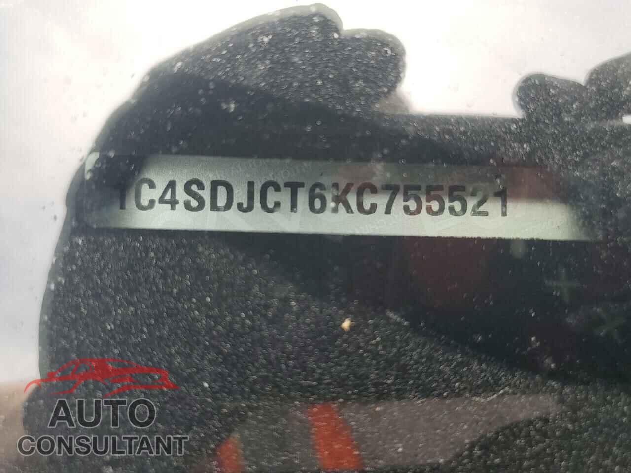DODGE DURANGO 2019 - 1C4SDJCT6KC755521