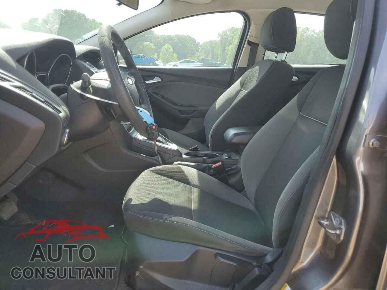 FORD FOCUS 2014 - 1FADP3F27EL454992
