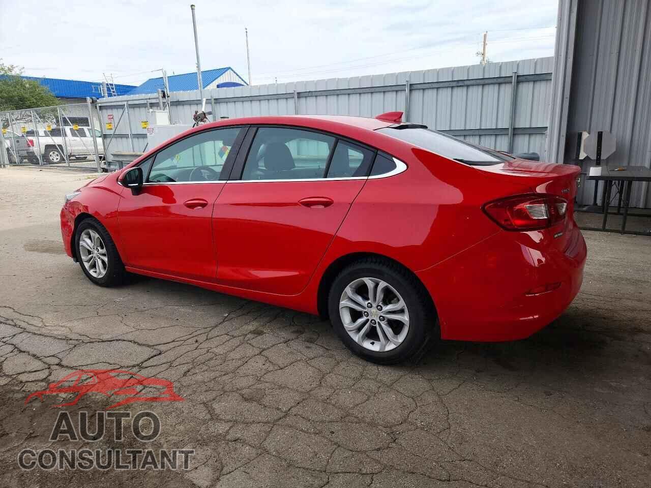 CHEVROLET CRUZE 2019 - 1G1BE5SM0K7113473