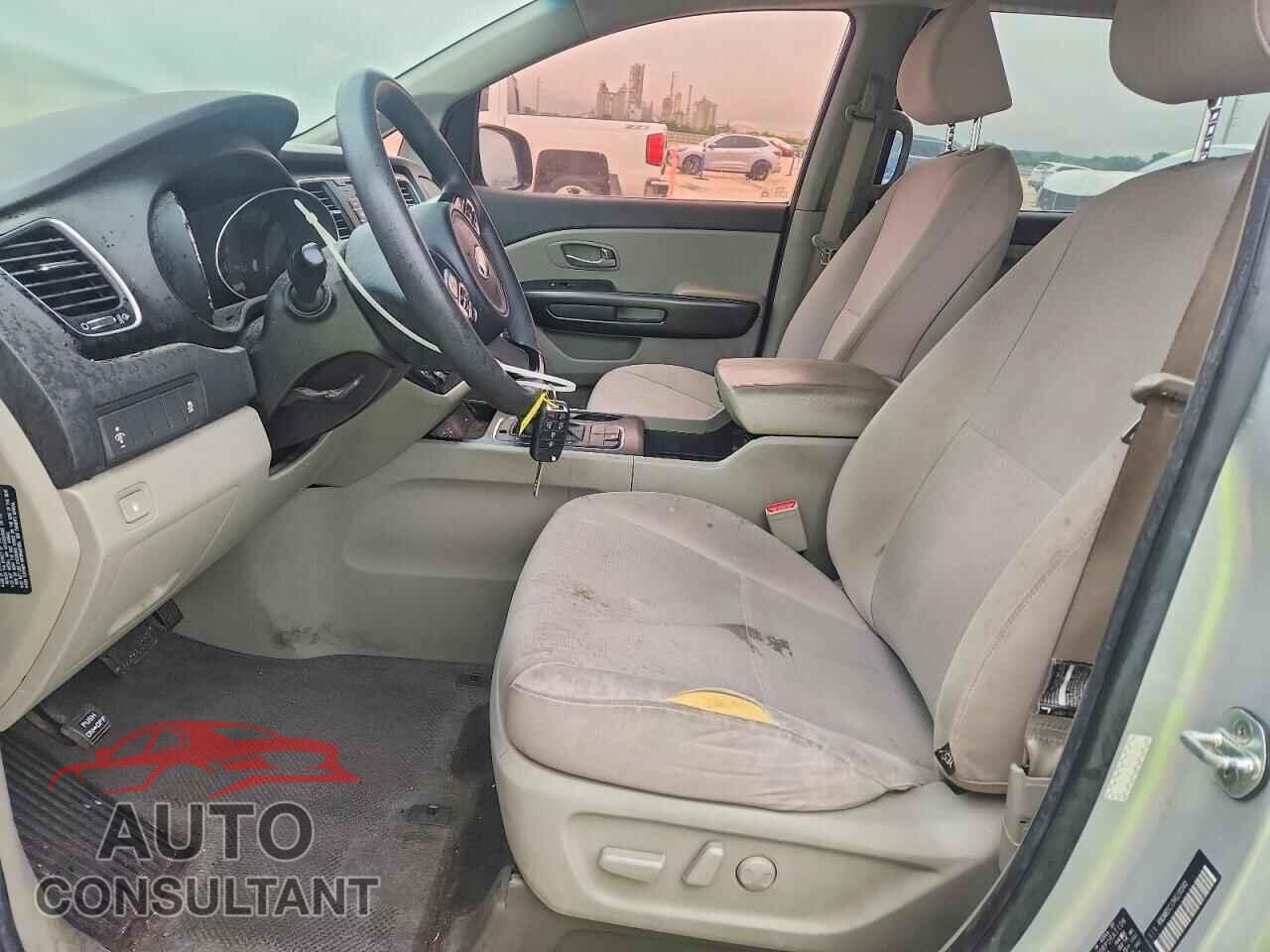 KIA SEDONA 2017 - KNDMB5C17H6231340