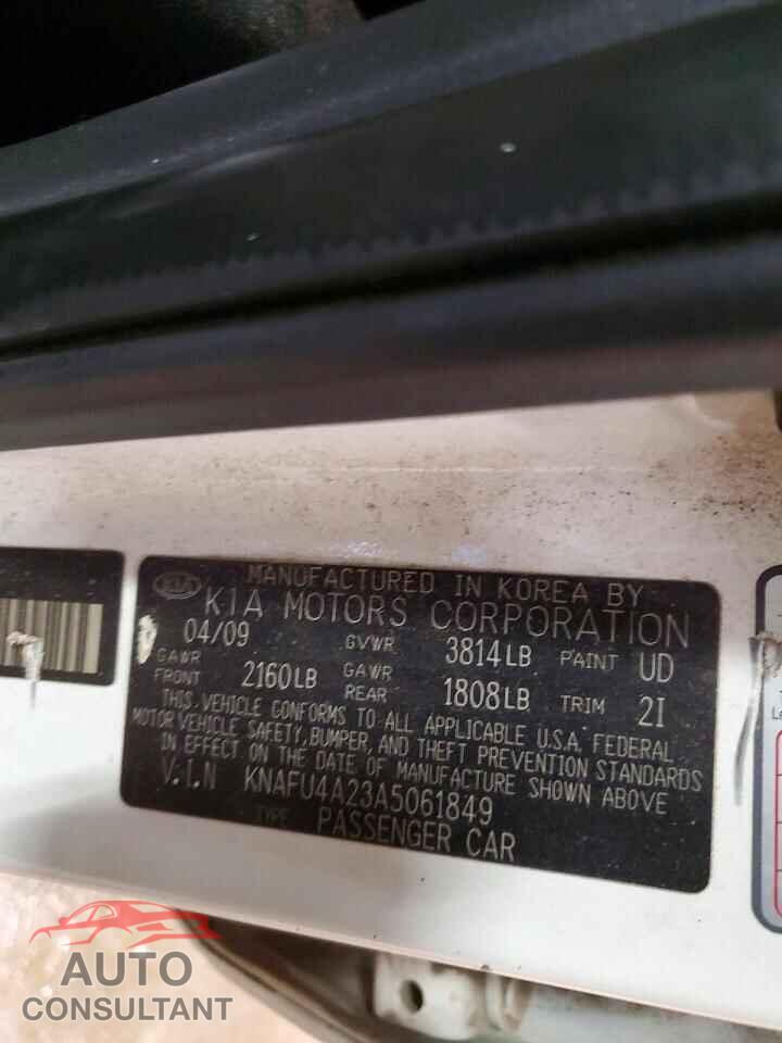 KIA FORTE 2010 - KNAFU4A23A5061849