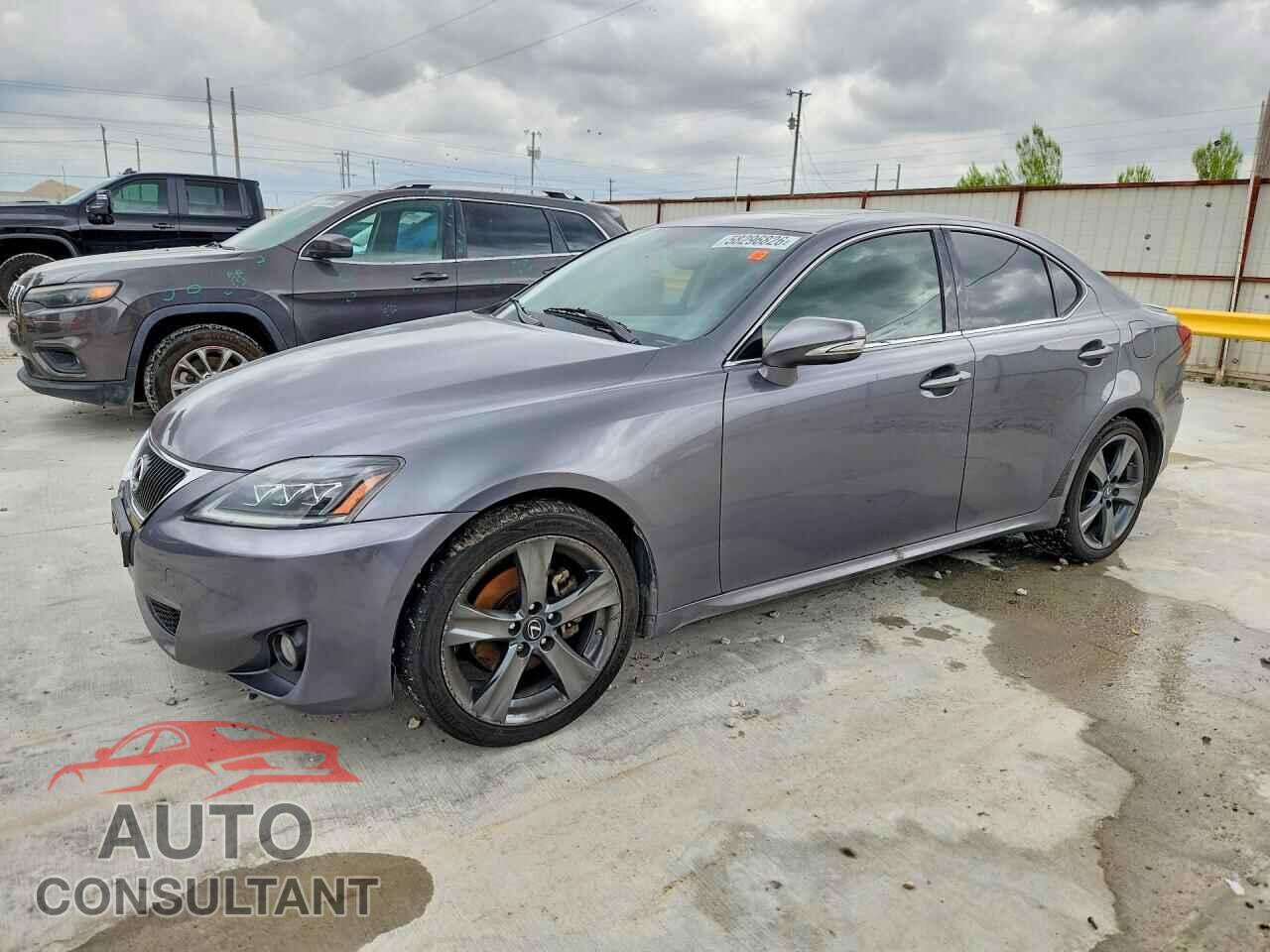 LEXUS IS 2012 - JTHBF5C21C5157401