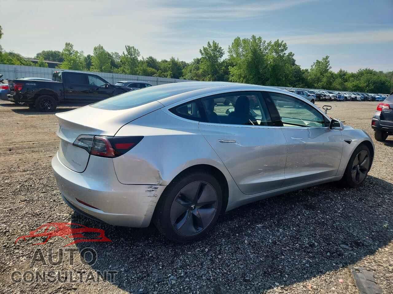 TESLA MODEL 3 2018 - 5YJ3E1EB7JF114515