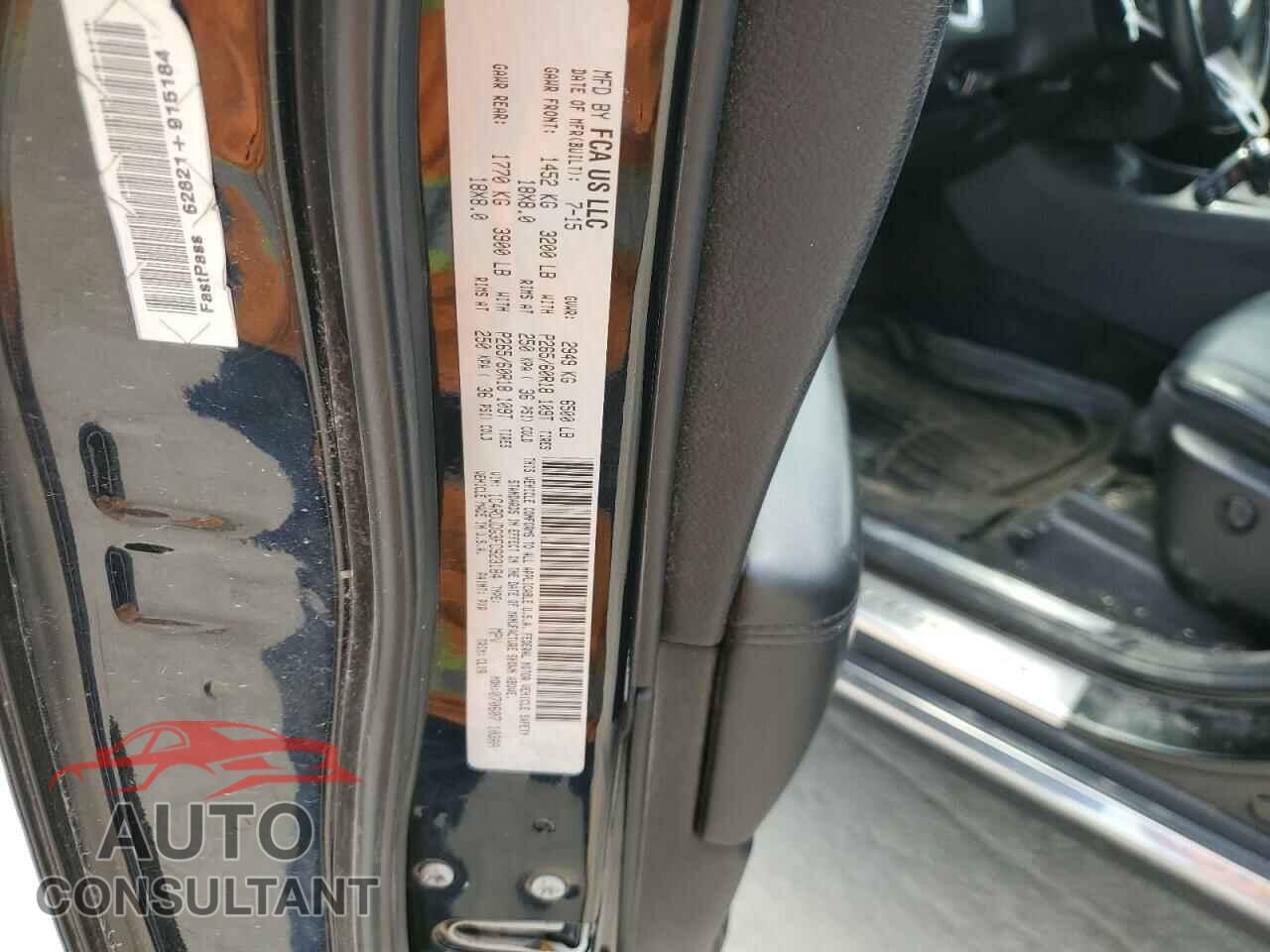 DODGE DURANGO 2015 - 1C4RDJDG3FC923184