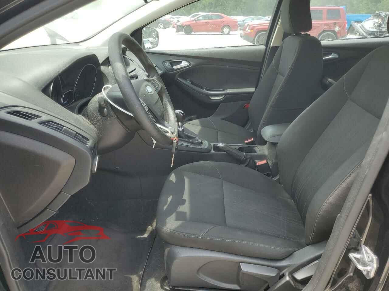 FORD FOCUS 2017 - 1FADP3FE0HL208607