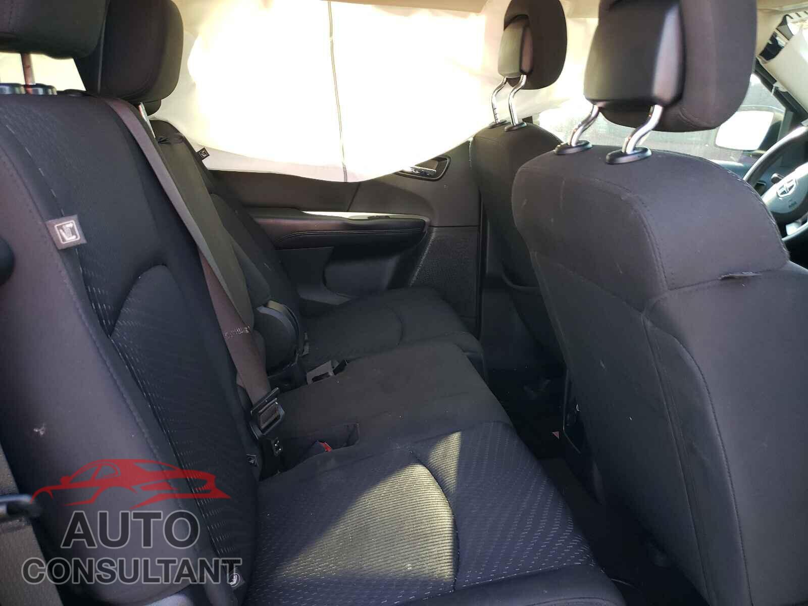 DODGE JOURNEY 2018 - 3C4PDCAB4JT363751