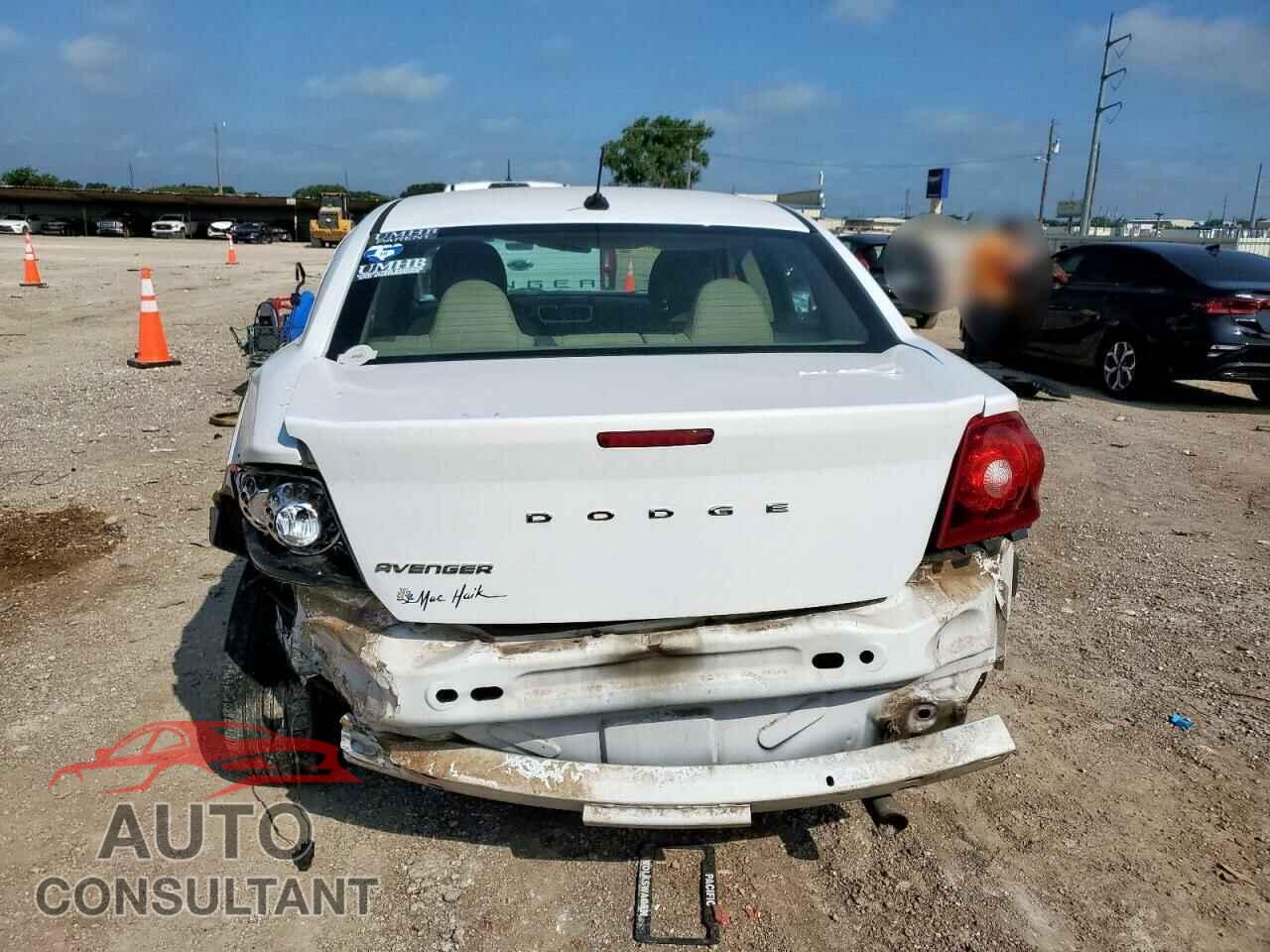 DODGE AVENGER 2013 - 1C3CDZAB2DN657613
