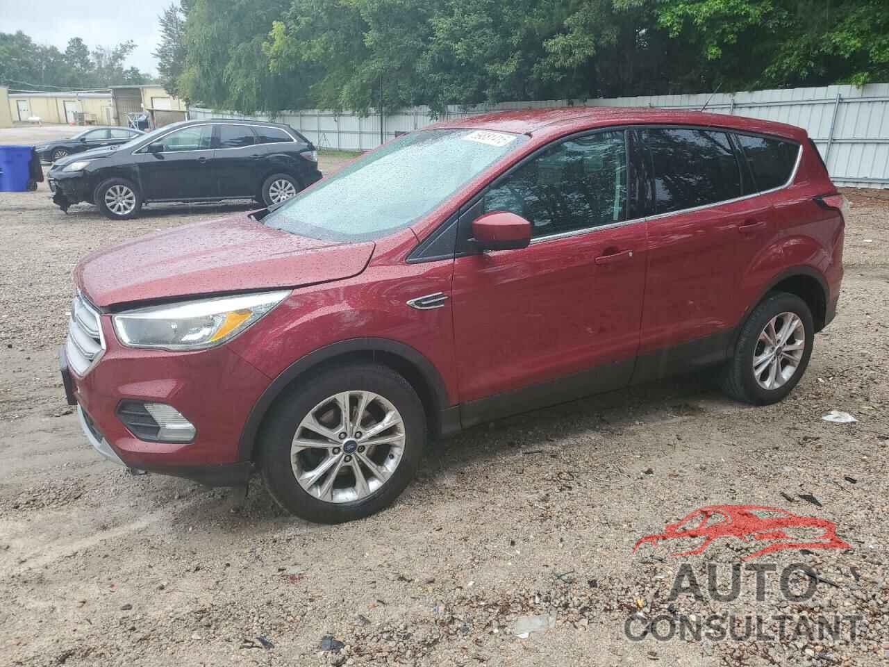 FORD ESCAPE 2017 - 1FMCU0GD7HUE82170