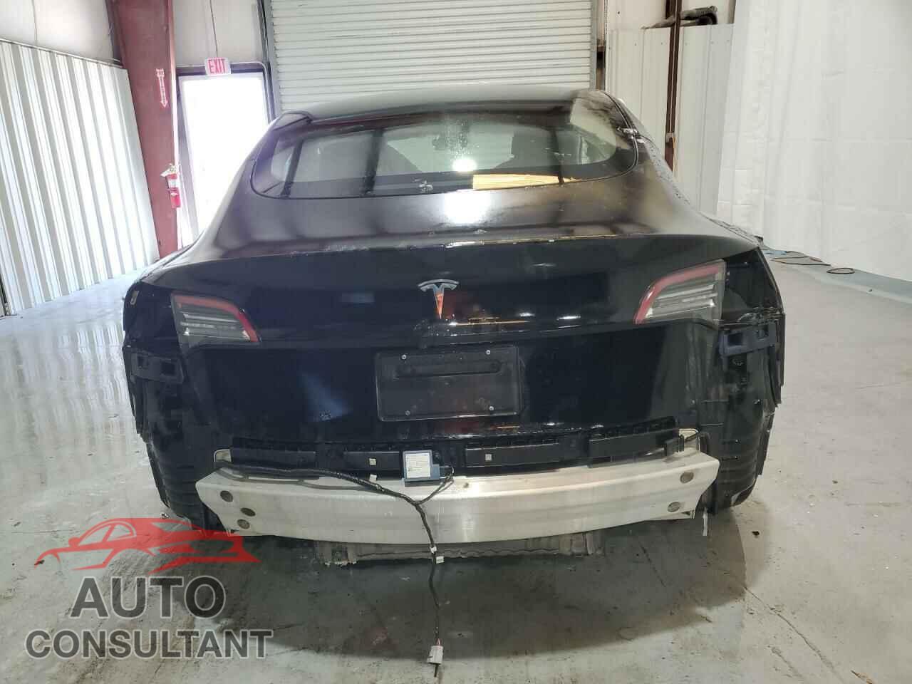 TESLA MODEL 3 2021 - 5YJ3E1EA9MF085983