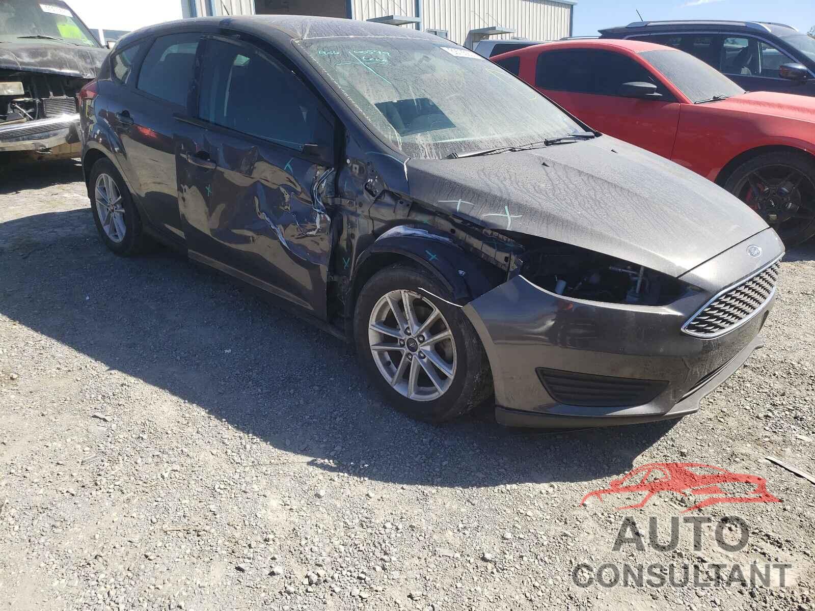 FORD FOCUS 2018 - 1FADP3K28JL208369