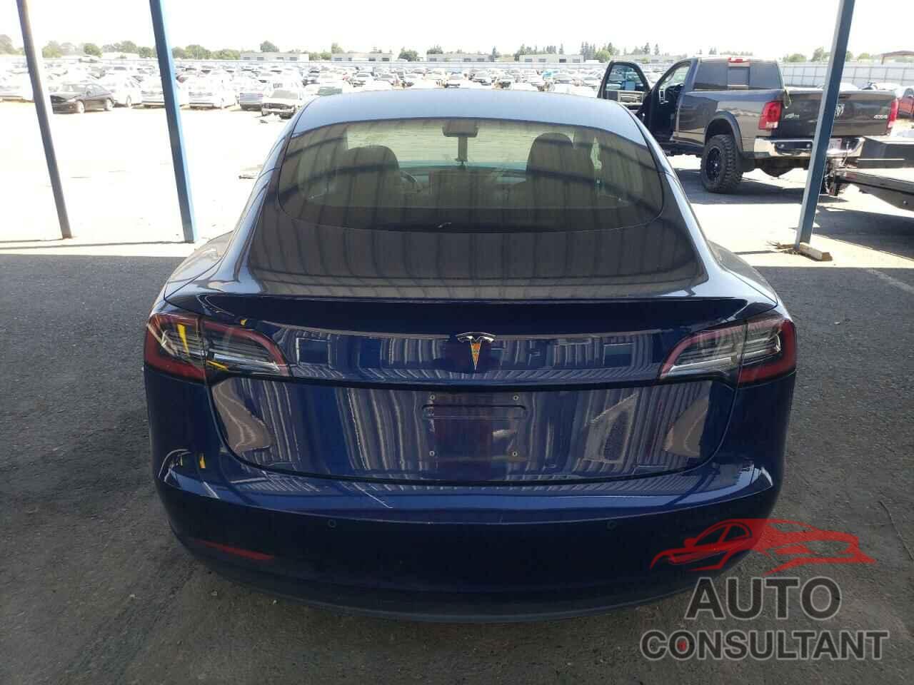 TESLA MODEL 3 2018 - 5YJ3E1EA4JF077897