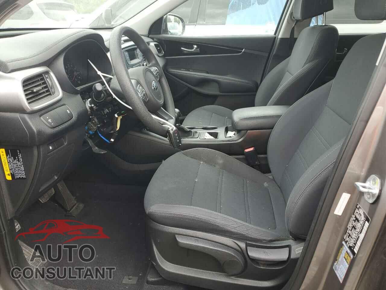 KIA SORENTO 2017 - 5XYPG4A33HG280545