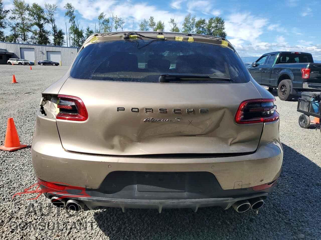 PORSCHE MACAN 2016 - WP1AB2A55GLB50455
