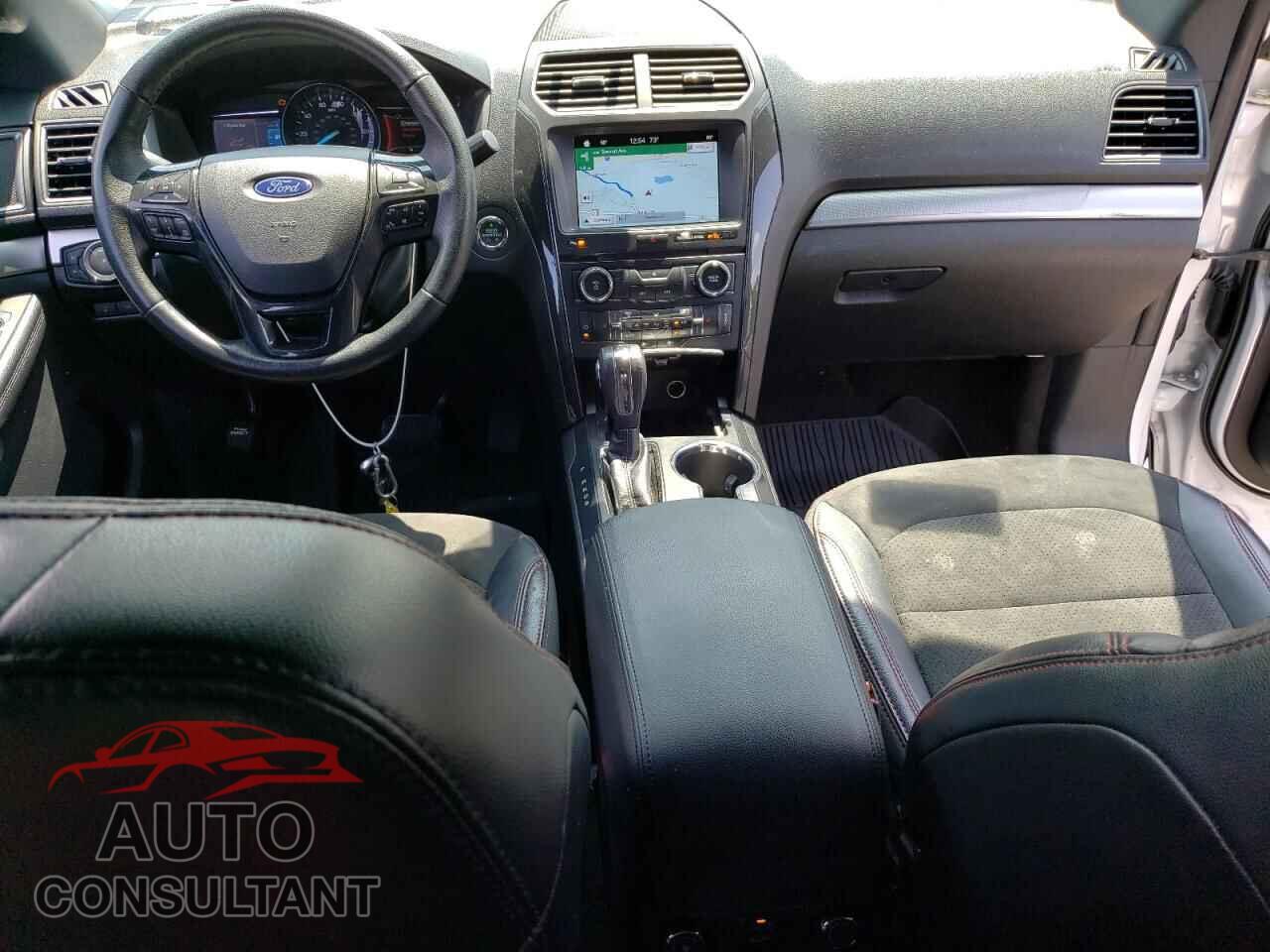 FORD EXPLORER 2018 - 1FM5K8D87JGB73355