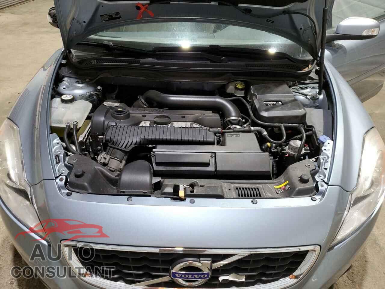 VOLVO C70 2012 - YV1672MC6CJ131836