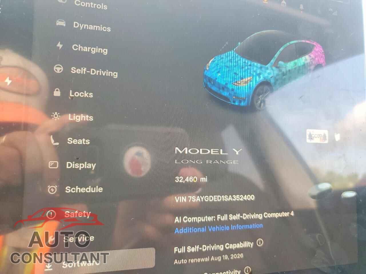 TESLA MODEL Y 2025 - 7SAYGDED1SA352400