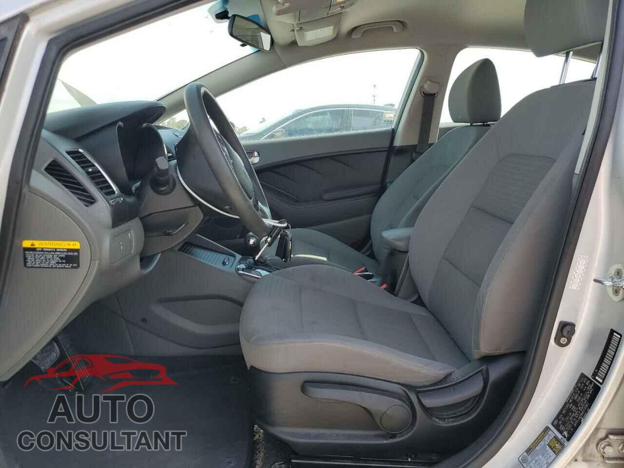KIA FORTE 2017 - 3KPFL4A79HE016365