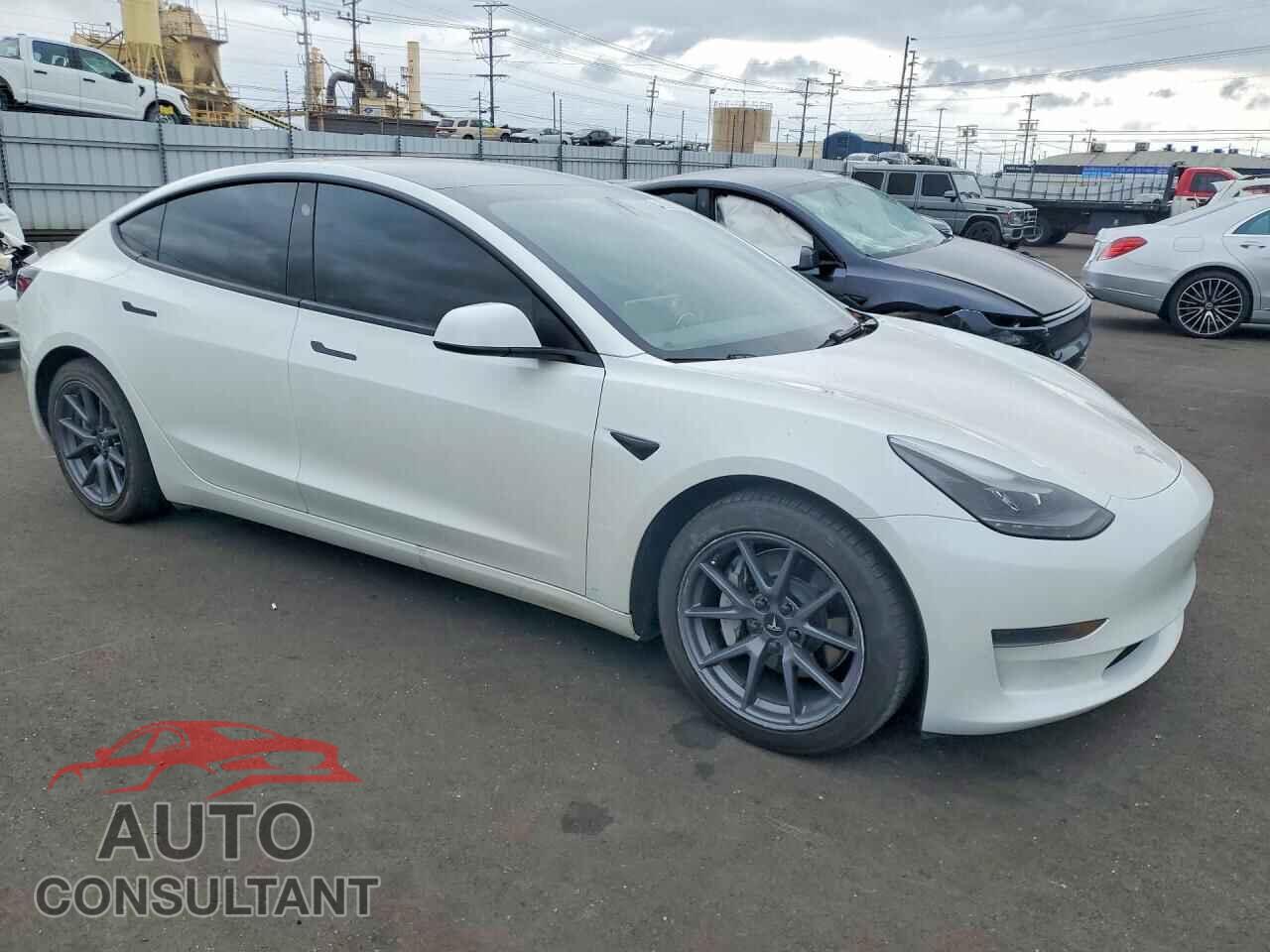 TESLA MODEL 3 2023 - 5YJ3E1EA1PF584488