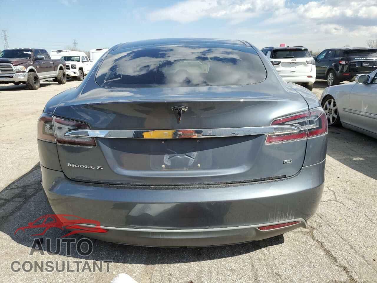TESLA MODEL S 2013 - 5YJSA1CN9DFP14820