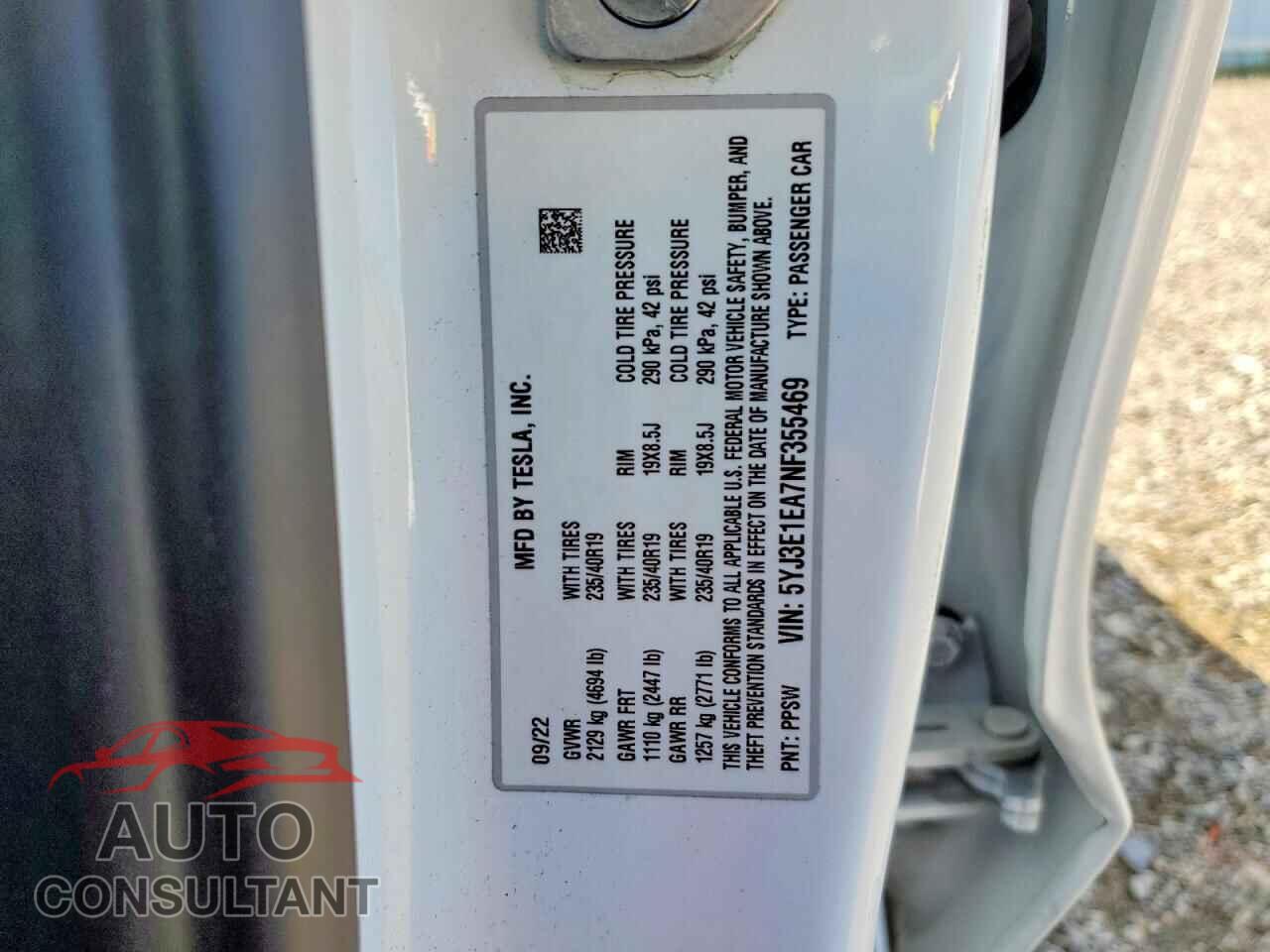 TESLA MODEL 3 2022 - 5YJ3E1EA7NF355469